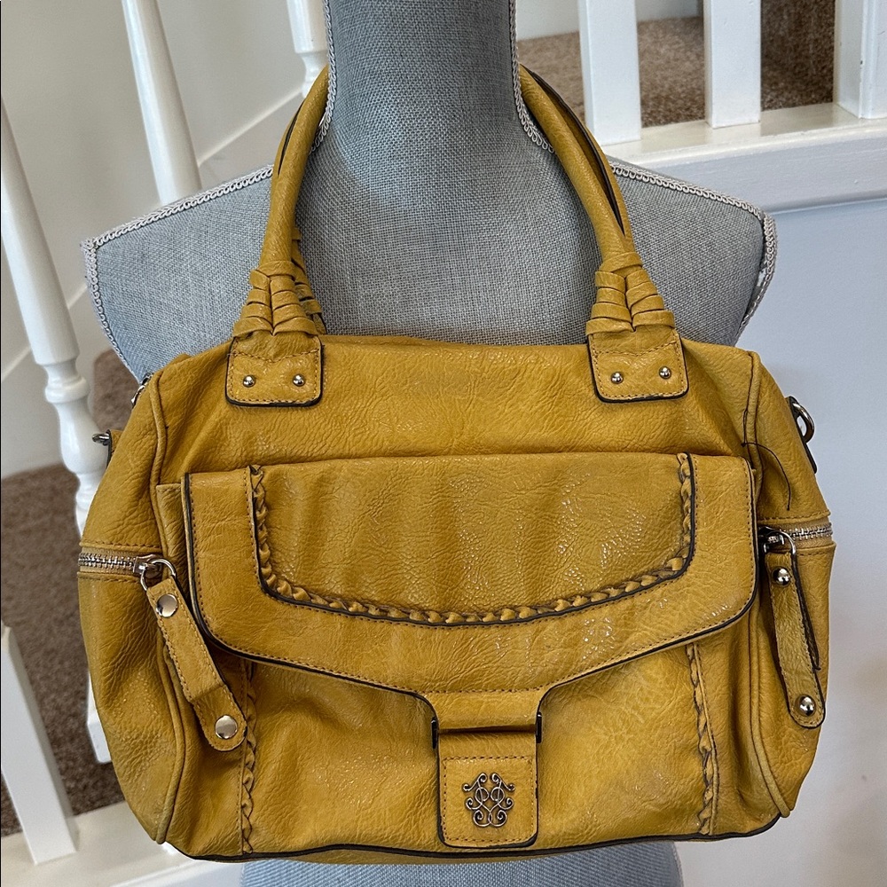 Jessica Simpson handbag